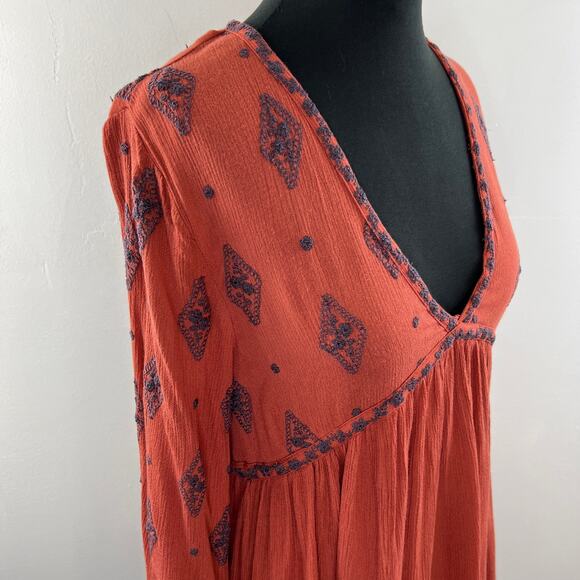 FREE PEOPLE Orange Tunic Top Rayon Diamond Embroidered Ribbed VNeck Size Small S - Picture 5 of 9